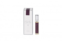 Ароматический спрей Rose Oud в упаковке
