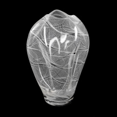 Ваза GLASSBURG TULIP grand White Thread